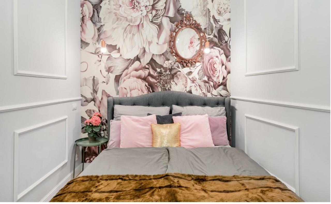 פראג Vogue Apartment Near By Wenceslas Square מראה חיצוני תמונה